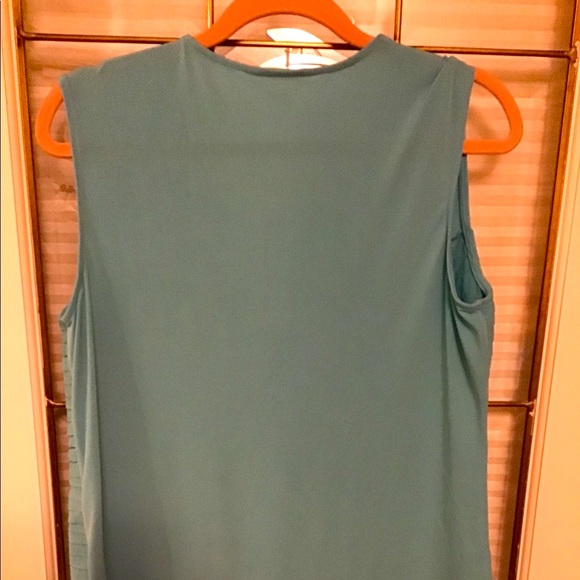 Tan jay dressy top. Pretty detail sz med - Picture 3 of 3